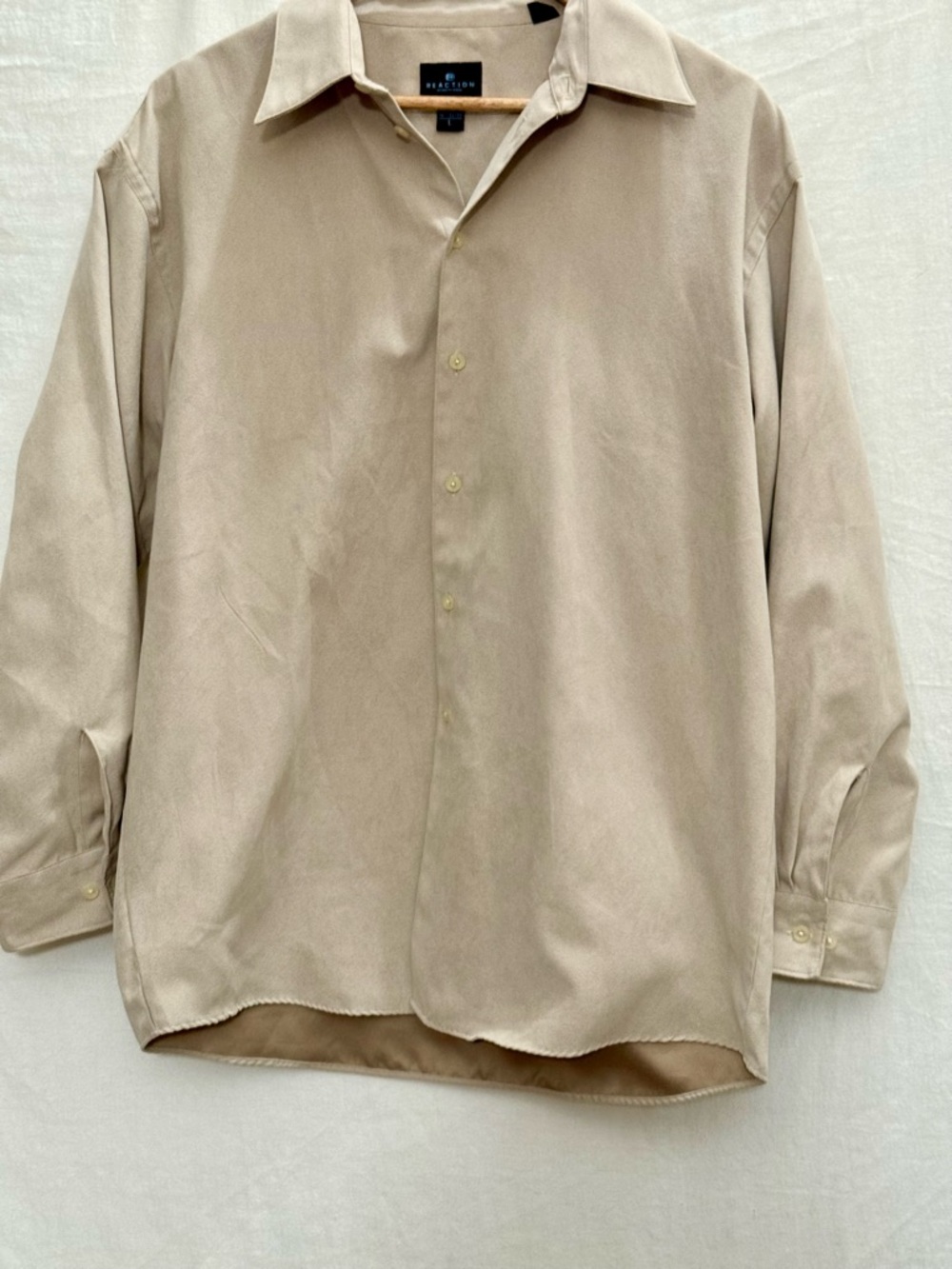 EUC Reaction Kenneth Cole Button Up Champagne Taupe Quiet Luxury Minimalist L